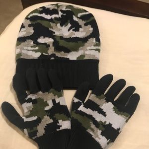 Crewcuts /Boys weather hat with gloves( unworn)